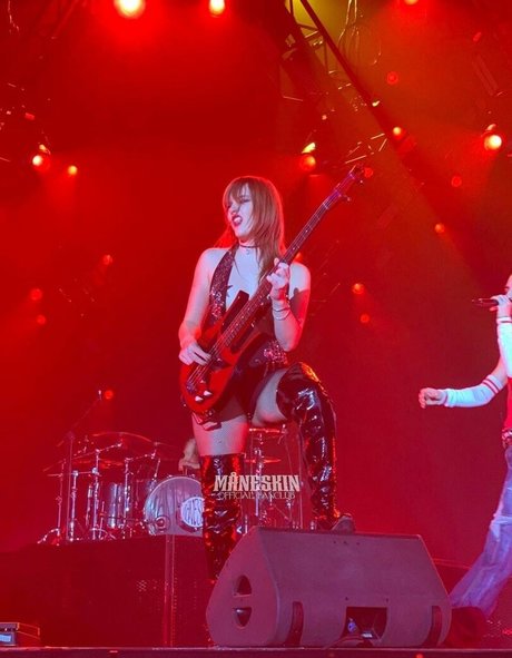 Victoria De Angelis star exclusive image