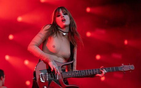 leggings onlyfans art nude images