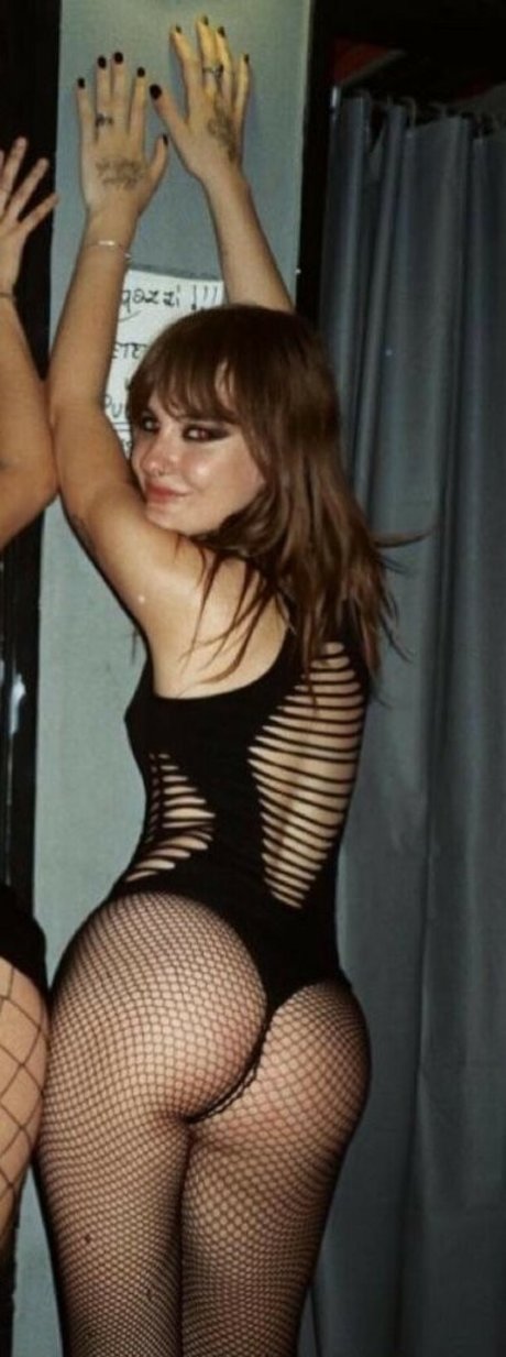 curvy shemale onlyfans erotic pictures