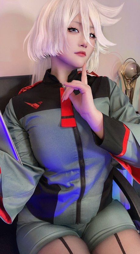 lesbian fingering onlyfans nude pics