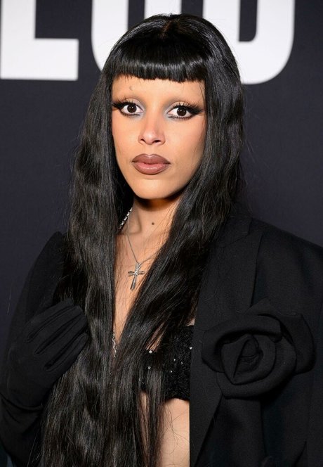 huge tits milf onlyfans free naked img