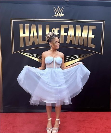 Kayla Braxton star art galleries