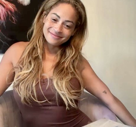 Kayla Braxton star free img