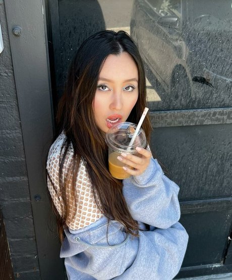 Olivia Sui adult actress gallery