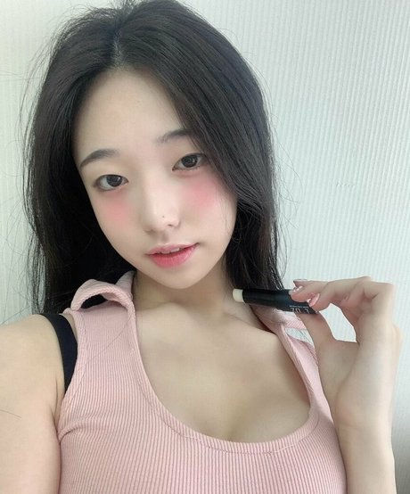 Lee Yeonwoo nude actress archive