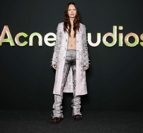 lightskin onlyfans beautiful nude pictures