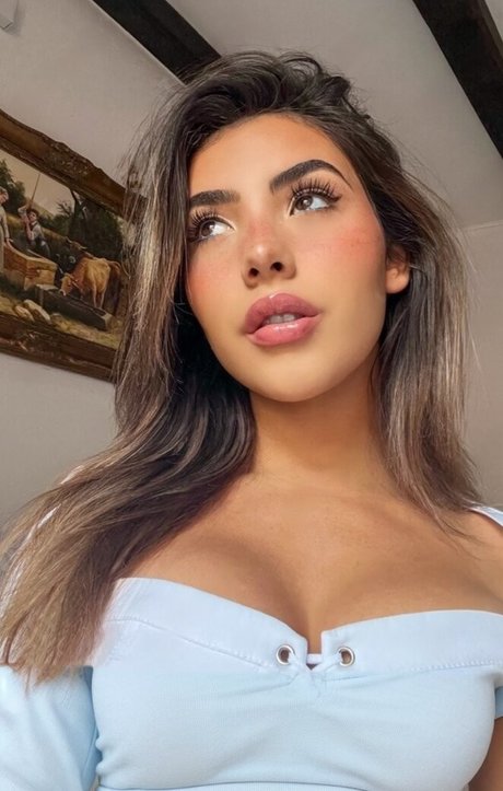 Andrea Botez Ai Porn pretty actress pictures