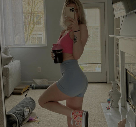 Loveabilities nude star picture