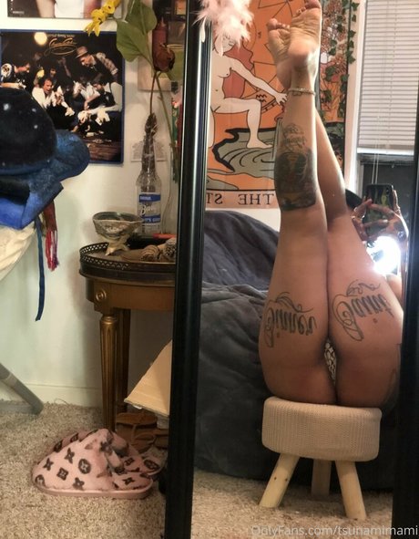 tsunamimami free model images