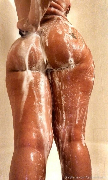 tsunamimami hd pornstar photo