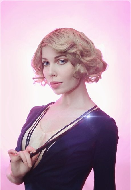 cute babe onlyfans top images