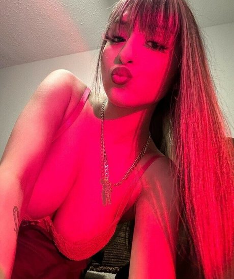 luvrosa star archive