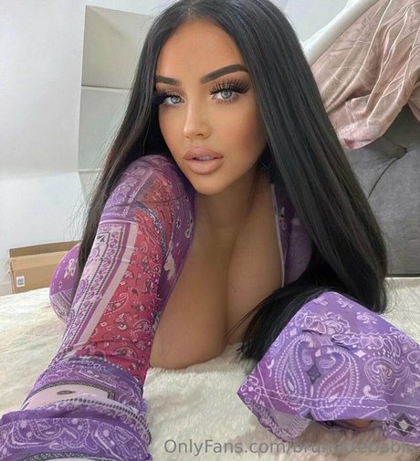 brunettebabiii top star picture