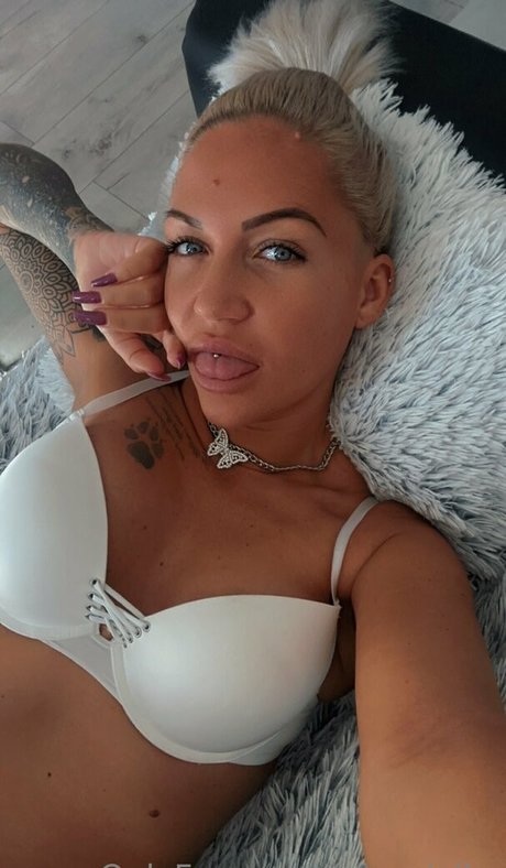 mo vivike star nudes photo