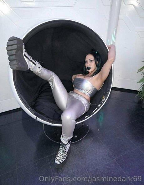 jasminedark69 hot model image