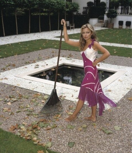 Sarah Alexander free star pic