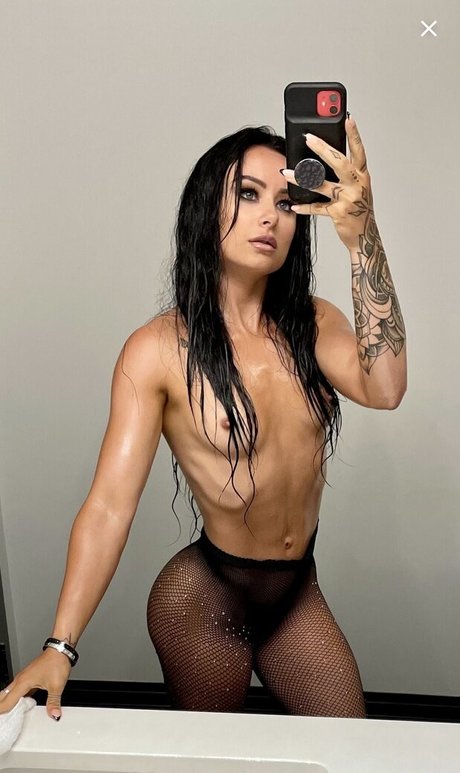 Brynn Noel art actress gallery