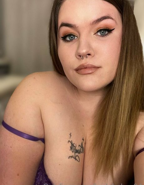 bratzbabyy94 model adult pics