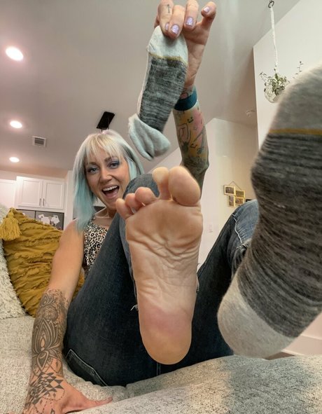 taylorraz nude star photo