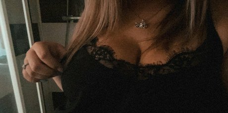 lilidoll8 top star pics