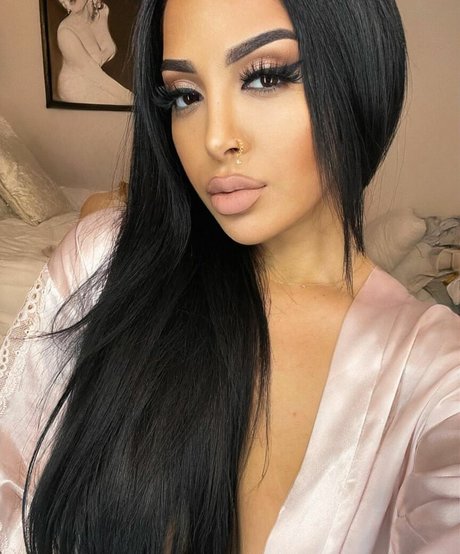 hottest young onlyfans nudes gallery