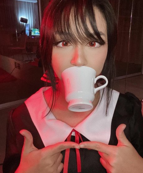 Nathye top star pictures