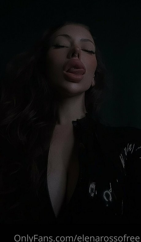 elenarossofree pornstar galleries