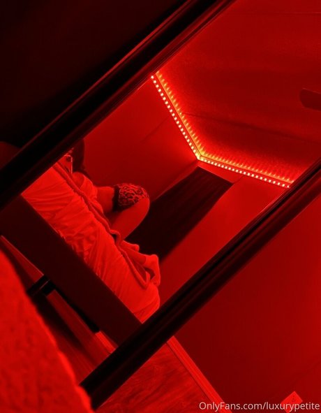 luxurypetite beautiful model archive