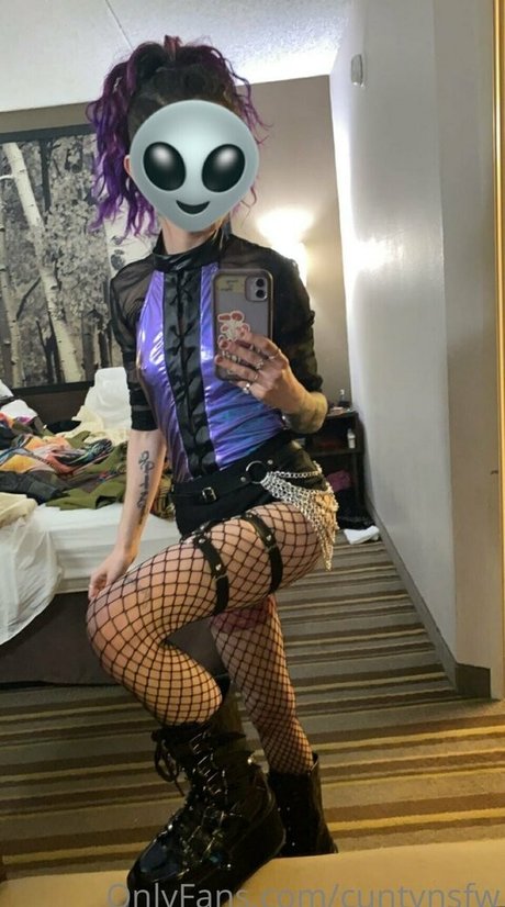 cuntynsfw art model galleries