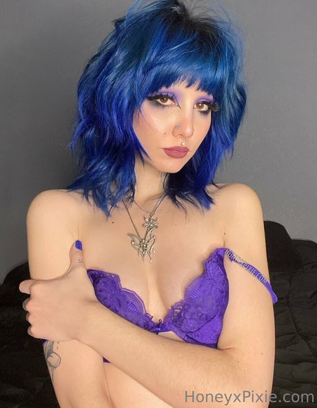 honeyxpixie pretty pornstar img