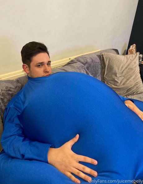 gay influencer onlyfans perfect photos