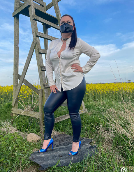 smile onlyfans art nude img