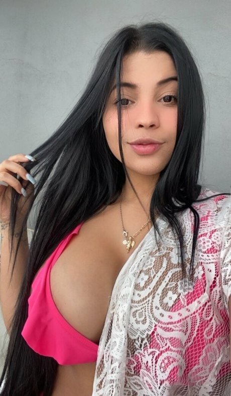 Arianny model nude pictures