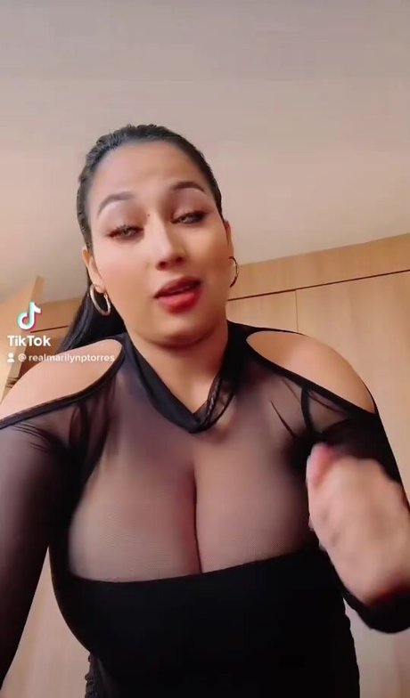 Karen Pinargote Torres nice actress image