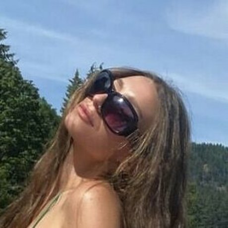 Ambzzie Ambzzzie model adult pictures