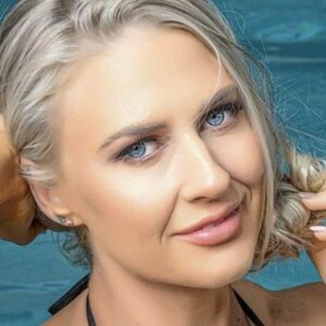 smile onlyfans art porn image