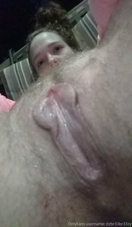 scarletexotic sexy model photo