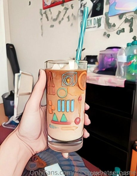 mccoywhatsername hd actress picture