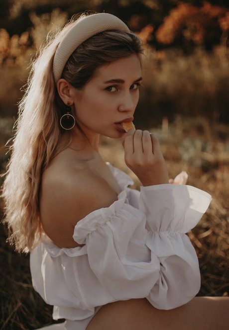 Have Any Sofiteengirl star pornographic pic