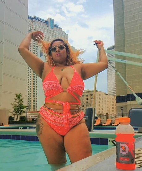 TheeChinaWhite beautiful pornstar image