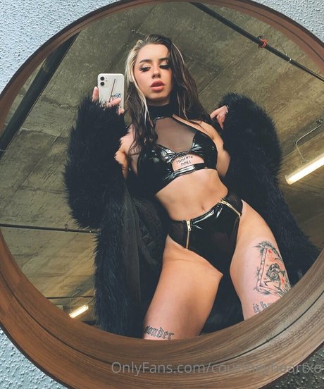 courtneyheartxo top pornstar galleries