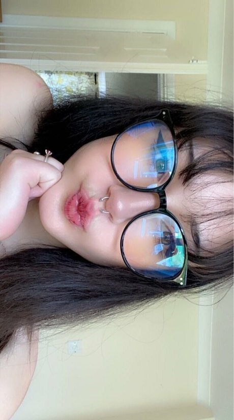 sweet little hunni art star archive