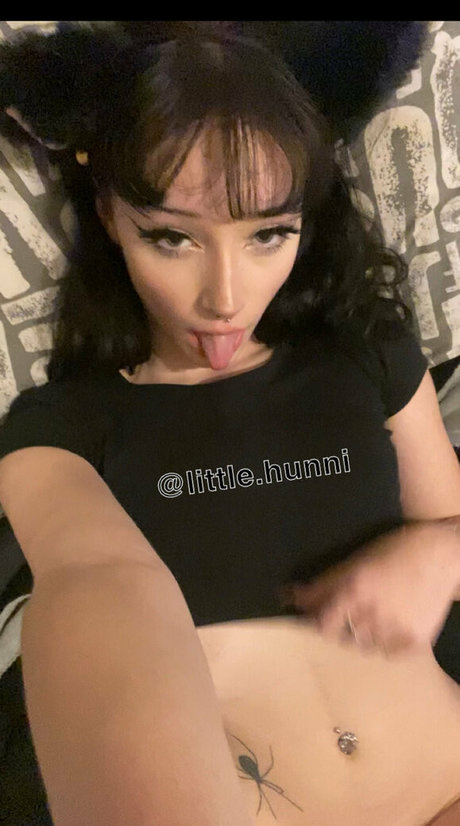 sweet little hunni hot model galleries