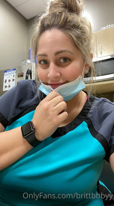 brittbbbyy adult model galleries