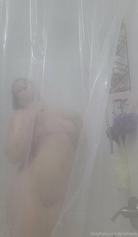 briefreely model sex images