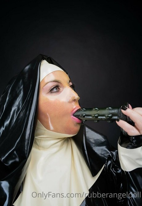 rubberangeldoll pretty pornstar pictures