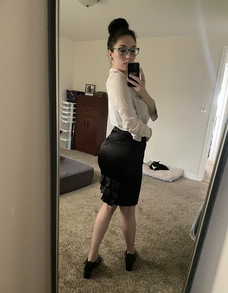 shemale fucks girl onlyfans porn image