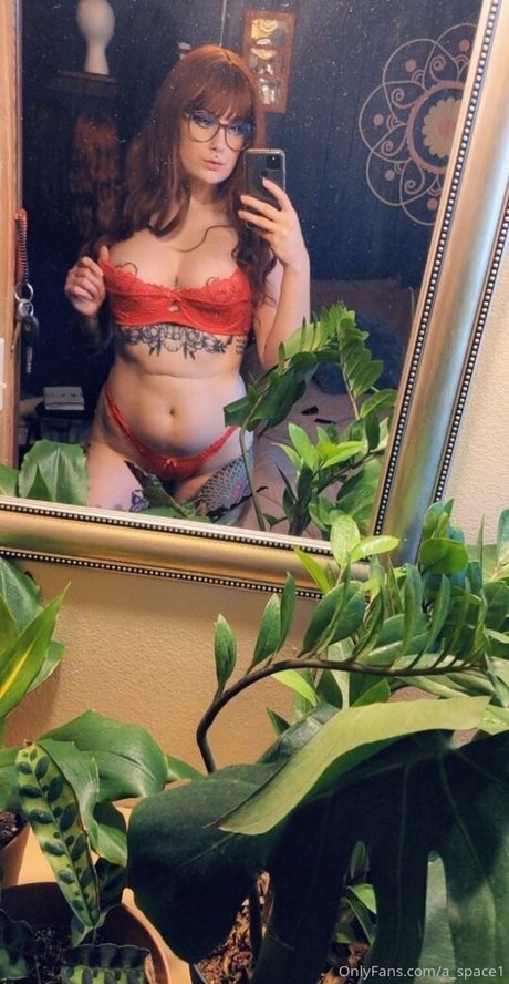 a space1 sexy pornstar gallery