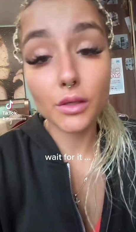 athletic milf onlyfans sexy nude picture