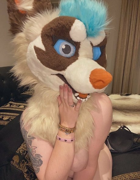 thylasaur model sex photo